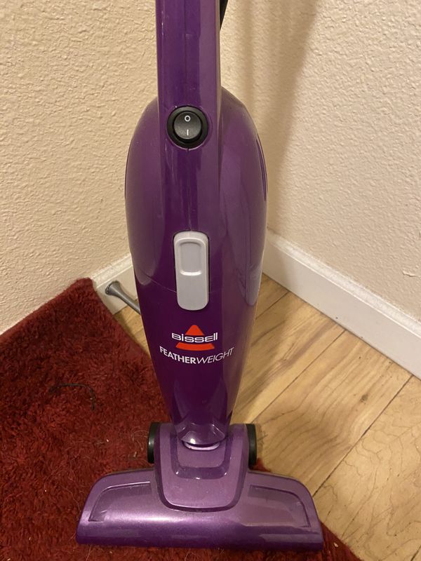 VacuumBissell Featherweight Stick Lightweight Bagless Vacuum, 20334