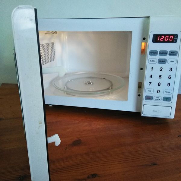 Microwave Westinghouse WST 3501 for Sale in San Jose, CA OfferUp
