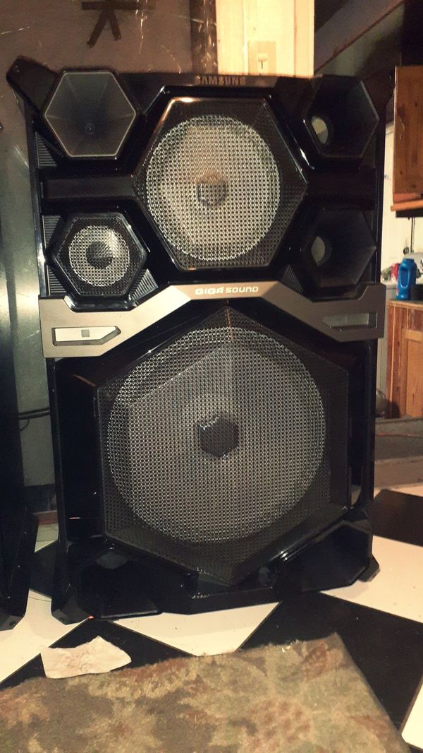 SAMSUNG GIGA SOUND 4000 WATTS for Sale in Bonney Lake, WA OfferUp