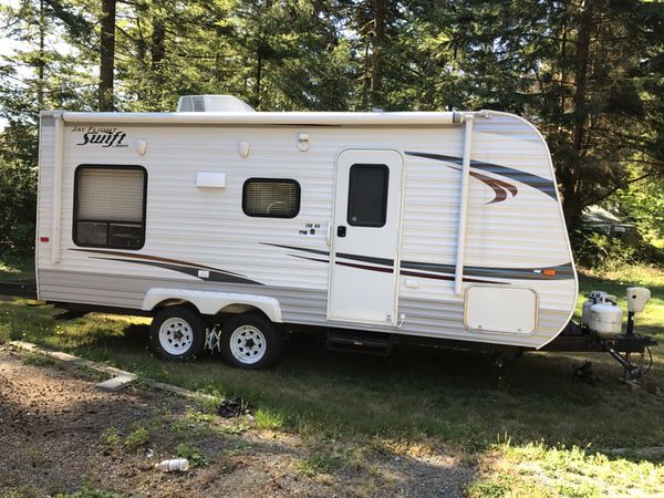 2013 19 foot Jayco travel trailer for Sale in North Bend ...
