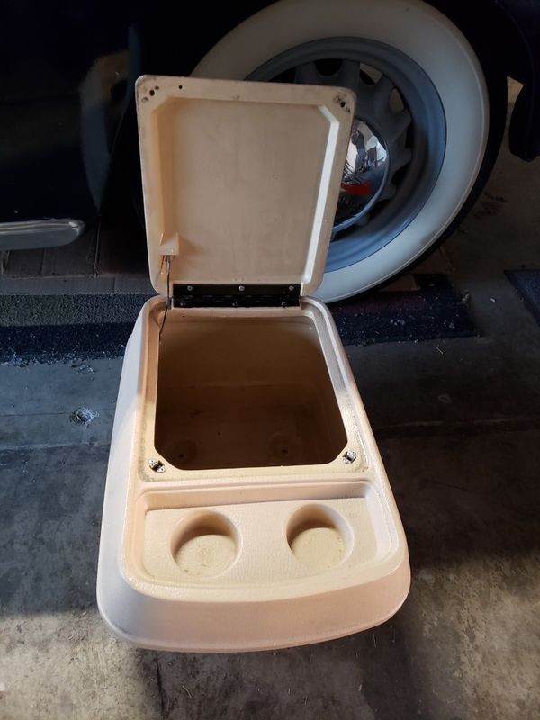 K5 blazer center console for Sale in Fontana, CA OfferUp