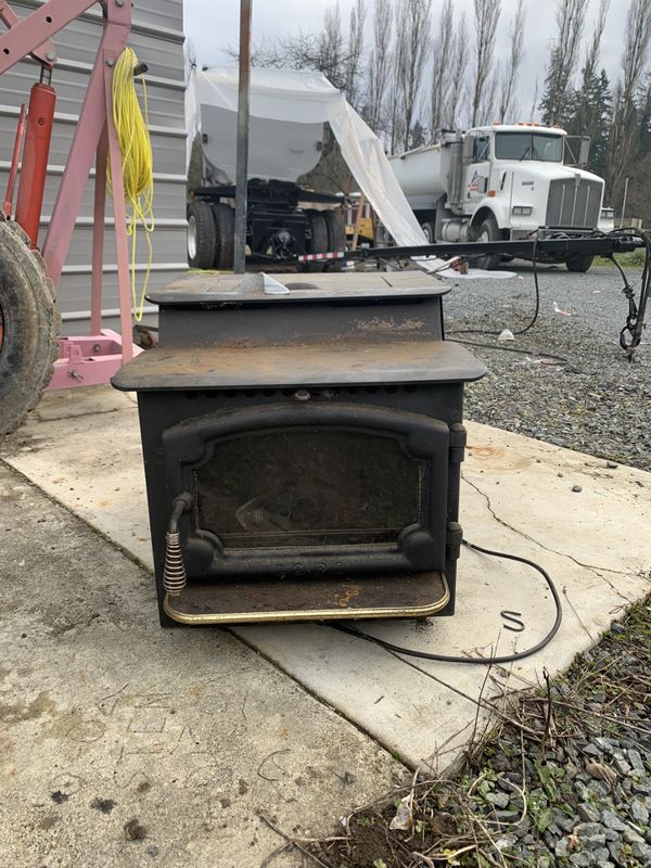 Lopi pellet stove for Sale in Graham, WA - OfferUp