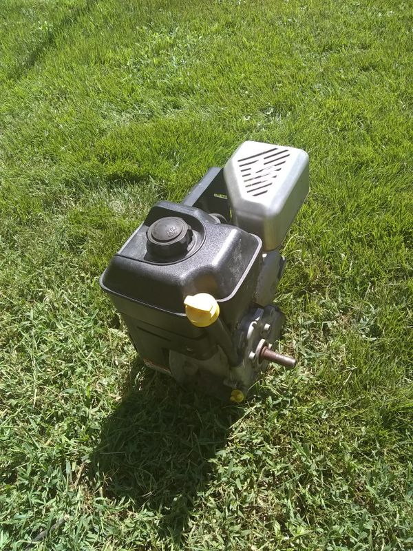 Briggs and Stratton 5.5HP Intek 206 Motor OHV Horizontal Shaft from