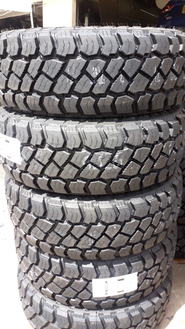 Brand new set of 4 cooper Big foot X/T mud tires LT265/70/17 Made in ...