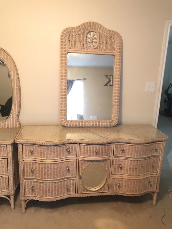 4 Piece Henry Link Wicker Bedroom Furniture Set For Sale In San Antonio