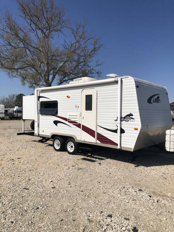 24 ft used travel trailer