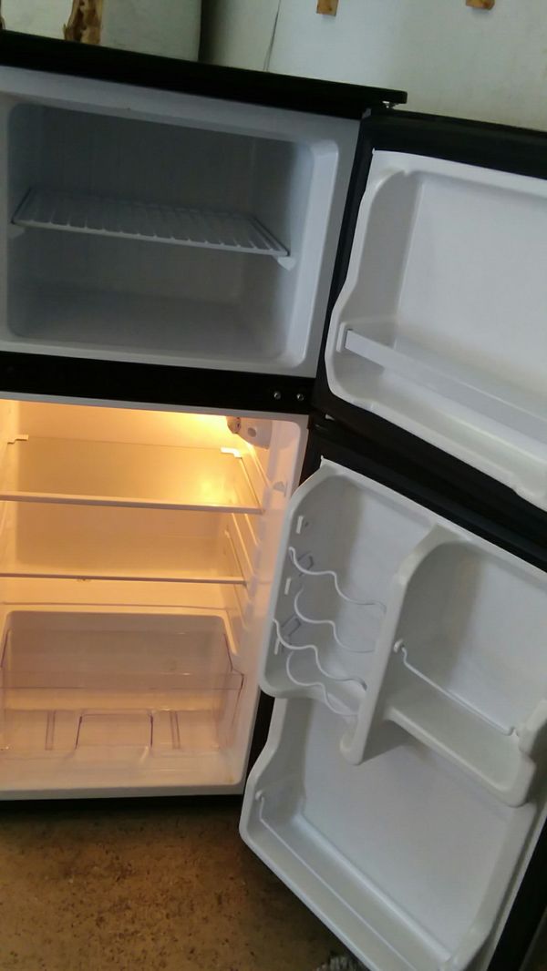 Vissani Mini Fridge Manual