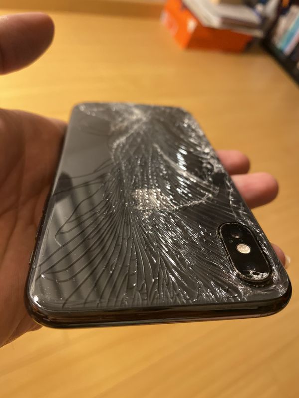 IPhone X Cracked Screen For Parts Only for Sale in Rosemead, CA OfferUp