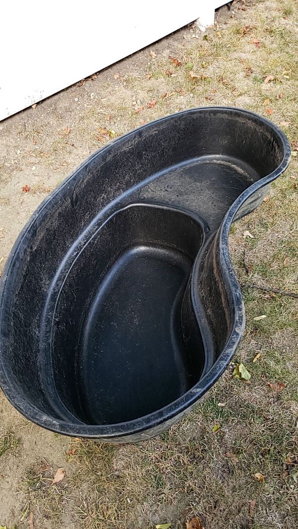 Pond tub 50 gallons for Sale in Providence, RI - OfferUp