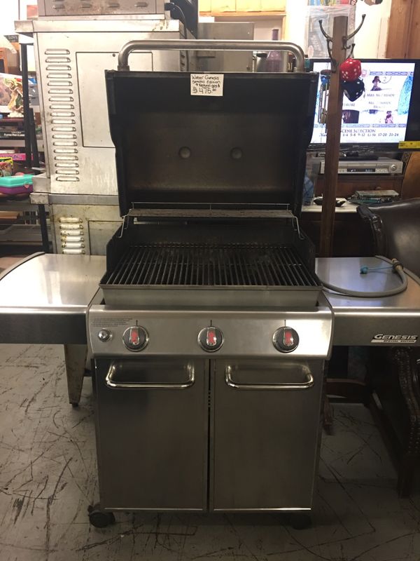 Weber genesis special edition grill for Sale in Mentor, OH - OfferUp