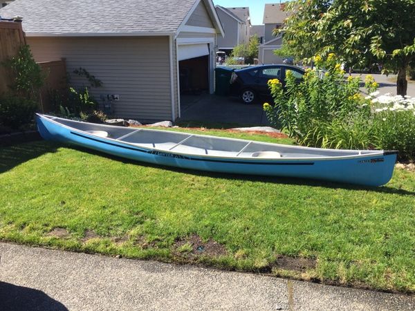 Blue sawyer canoe for Sale in Snoqualmie, WA - OfferUp