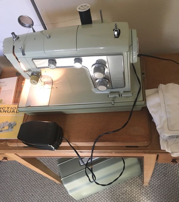 Sears Kenmore Sewing Machine Model 1601 Vintage Complete With