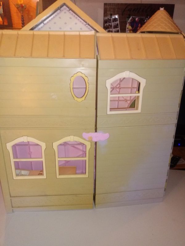 barbie mansion dollhouse with elevator