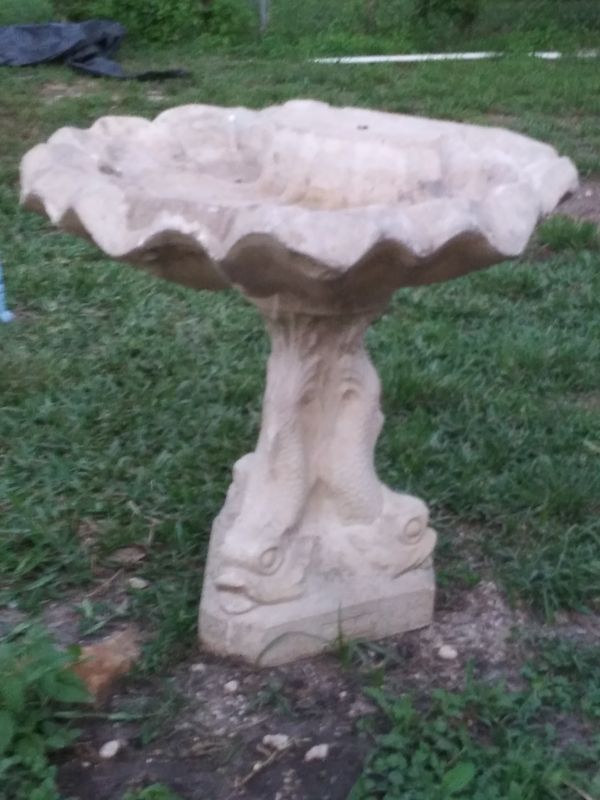 Bird bath for Sale in San Antonio, TX - OfferUp