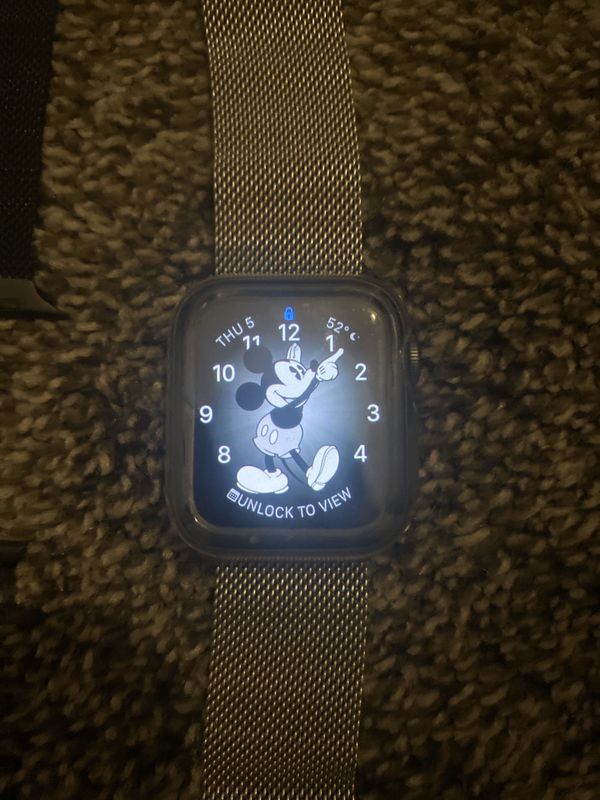 grey apple watch series 4