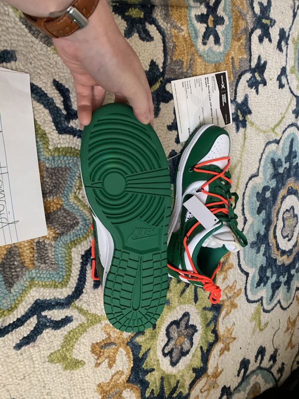 Off-White x Nike Dunk - Pine Green (Gently Used) for Sale in Central Point, OR - OfferUp