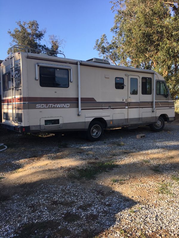 1989 Fleetwood Southwind Motorhome for Sale in Rancho Cucamonga, CA