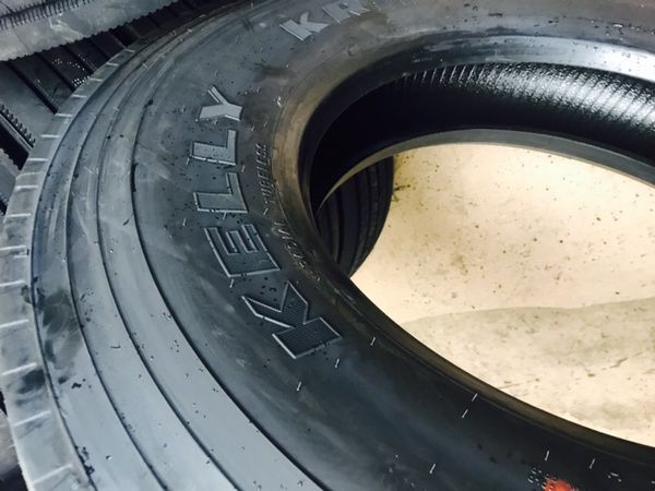 Semi And Commercial Truck Tires ( Kelly 16 Ply Steer) For Sale In 