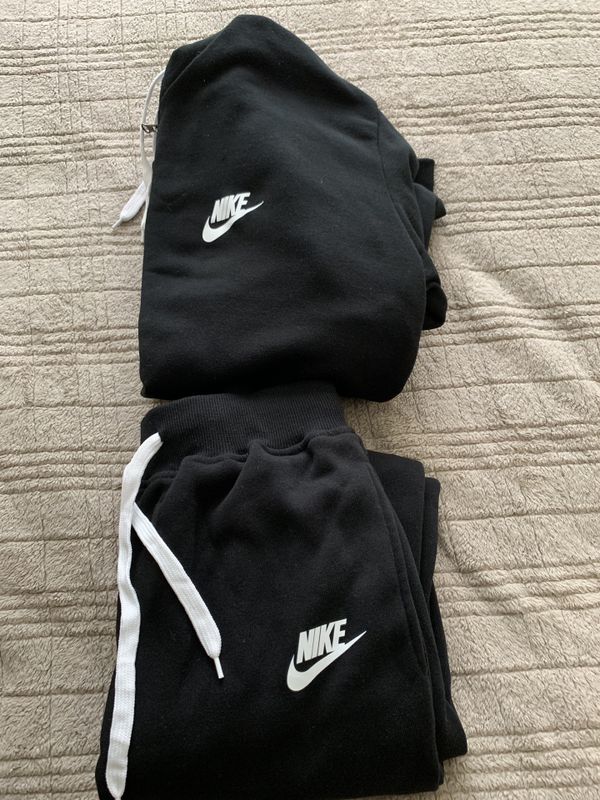 brown nike sweat suit