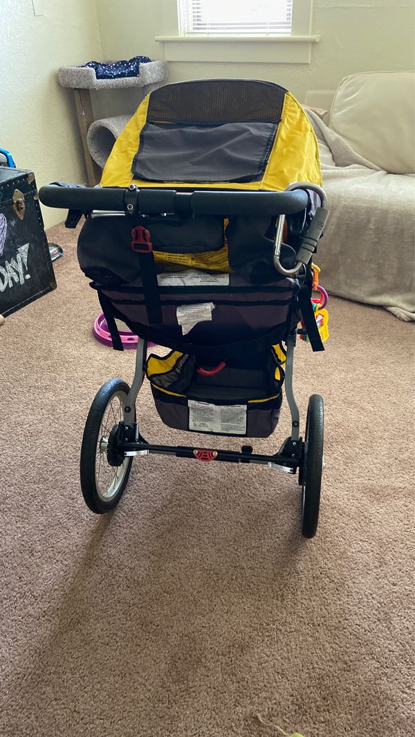 bob ironman stroller used