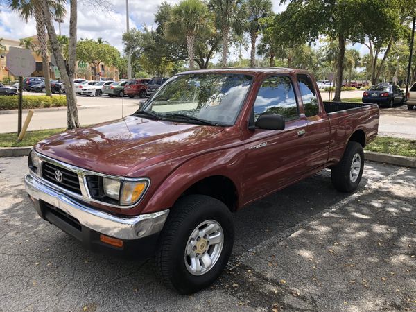 Toyota Tacoma 97 for Sale in Fort Lauderdale, FL - OfferUp