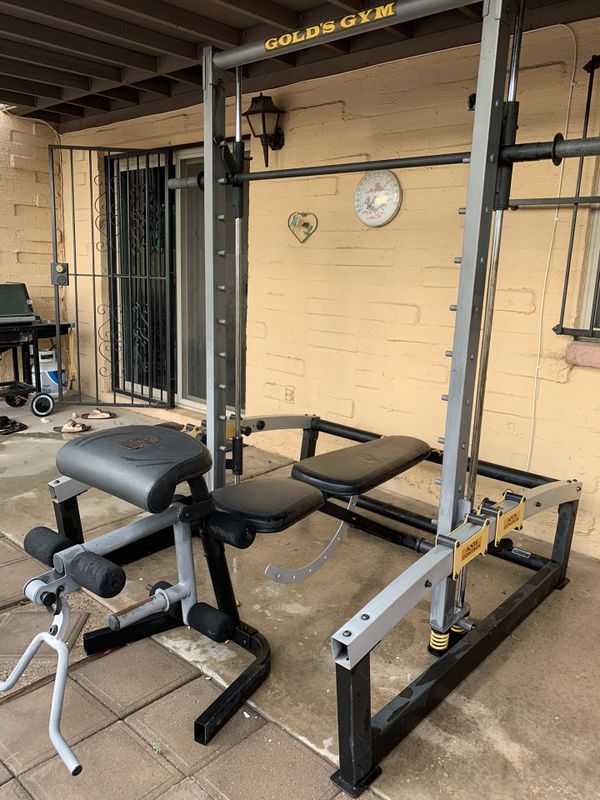 GOLDS GYM power axis smith machine+ weights for Sale in Tucson, AZ