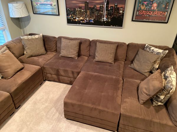 Large wrap around sectional sofa / couch PENDING for