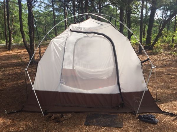 Cabela's Outfitter Series XWT-Xtreme Weather 4 Person Tent for Sale in ...