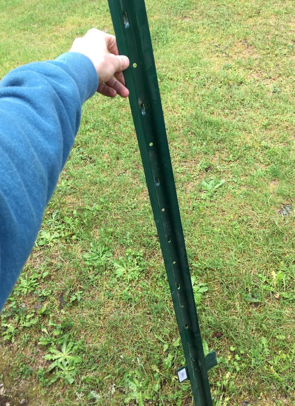 4ft t post for Sale in Roy, WA OfferUp