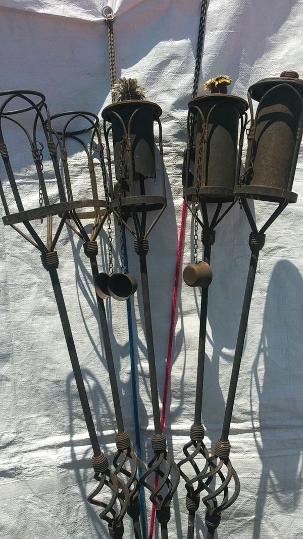 Vintage wrought iron tiki torches set of 5 for Sale in HUNTINGTN BCH