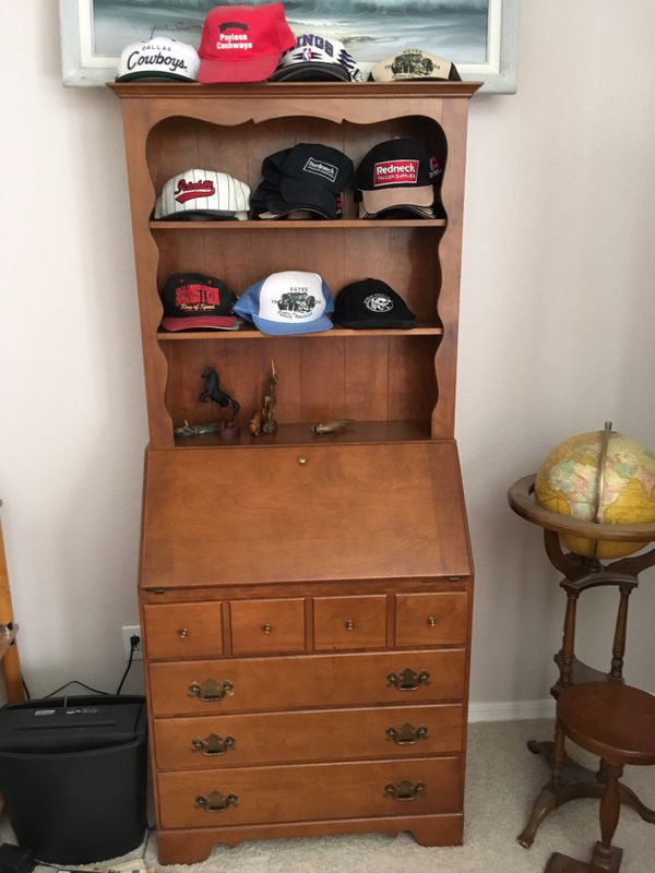 Ethan Allen Vermont maple secretary desk with hutch from the 1960s for