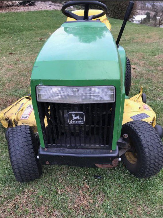 John Deere riding lawn mower/185 Hydro for Sale in Mifflinburg, PA ...