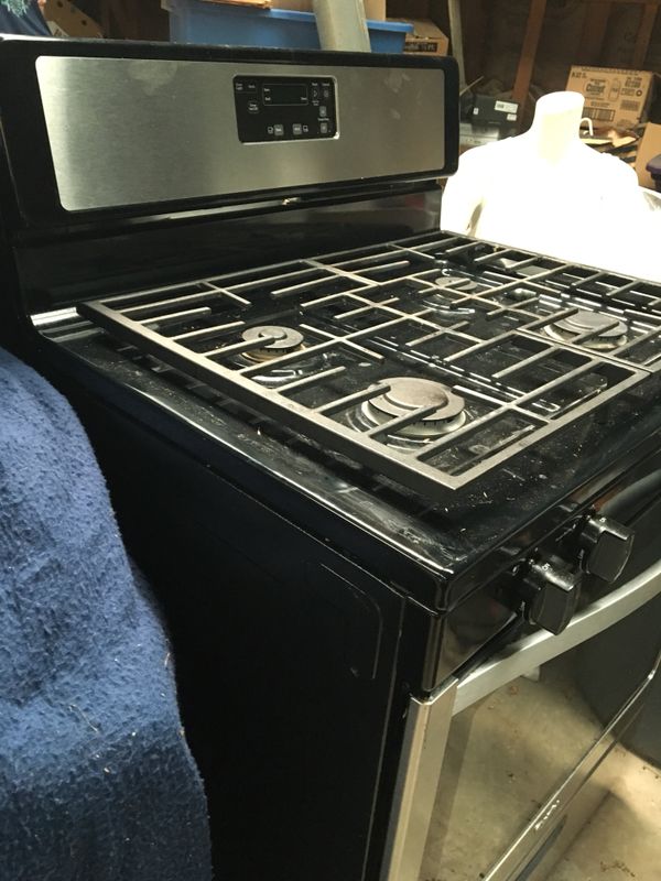 Whirlpool, 4 burner, stainless Steele, gas stove for Sale in Godfrey