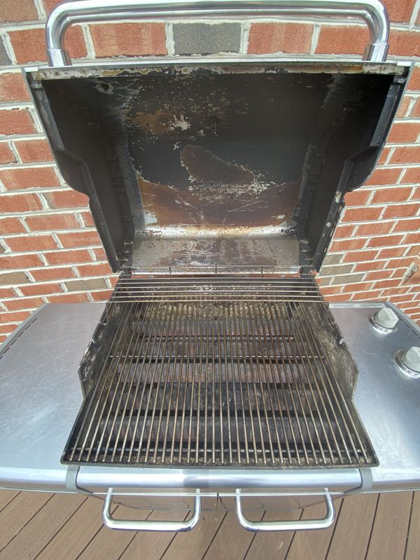 Weber Gas Grill Stainless with natural gas hookup for Sale in Mount ...