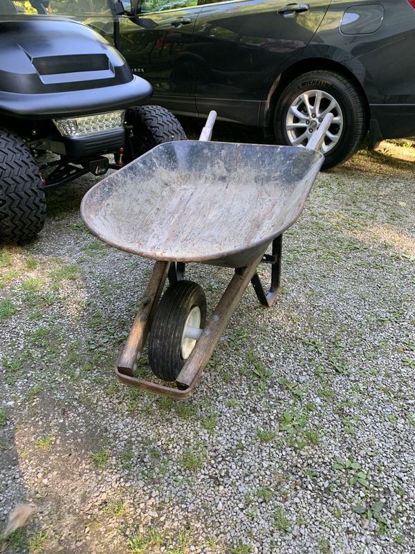 Craftsman Wheelbarrow for Sale in Novelty, OH OfferUp
