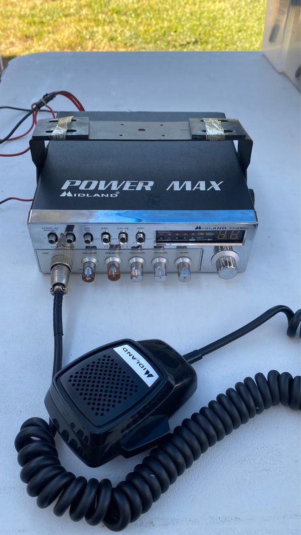 Cb radio power maxx midland 77250C w/ mic & power cord for Sale in