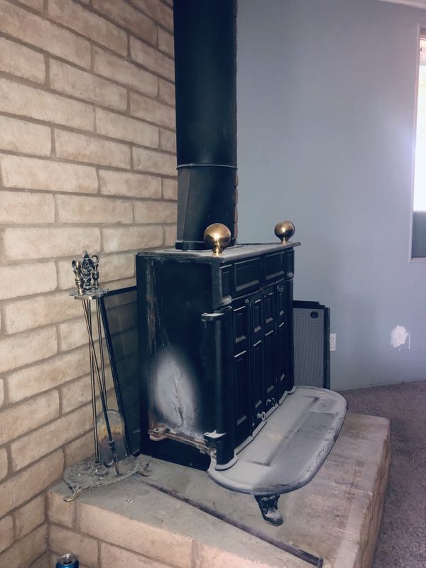 Franklin cast iron wood burning stove for Sale in Mesa, AZ OfferUp