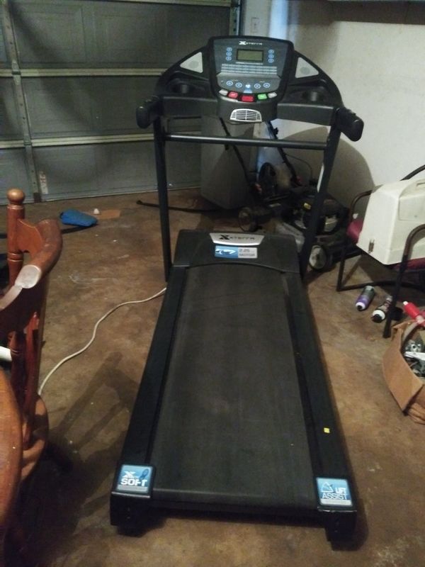 Xterra TR300 TREADMILL for Sale in Houston, TX - OfferUp