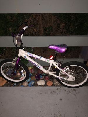 Girls bike for Sale in Auburn, WA