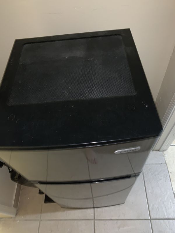 Vissani Mini Fridge 4.5 cu. ft for Sale in Marana, AZ OfferUp