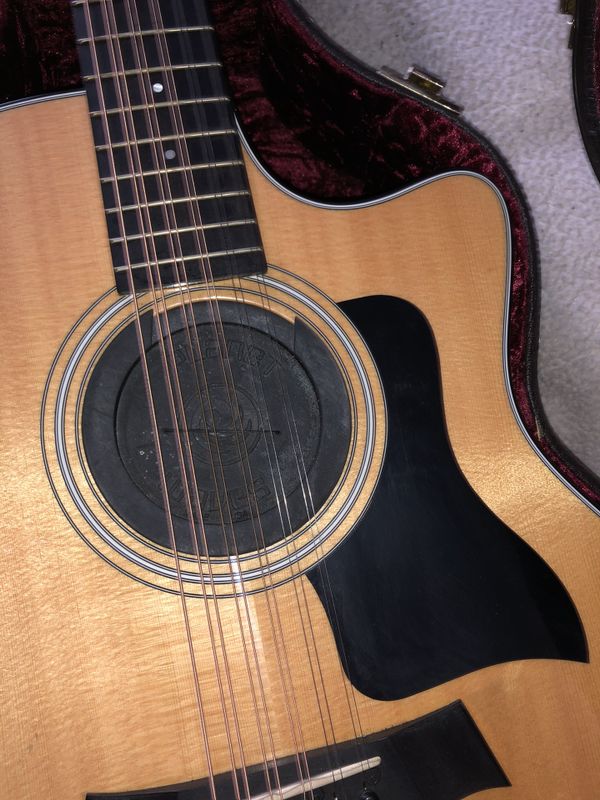 Taylor 12 string acoustic electric guitar/Requinto for Sale in Artesia
