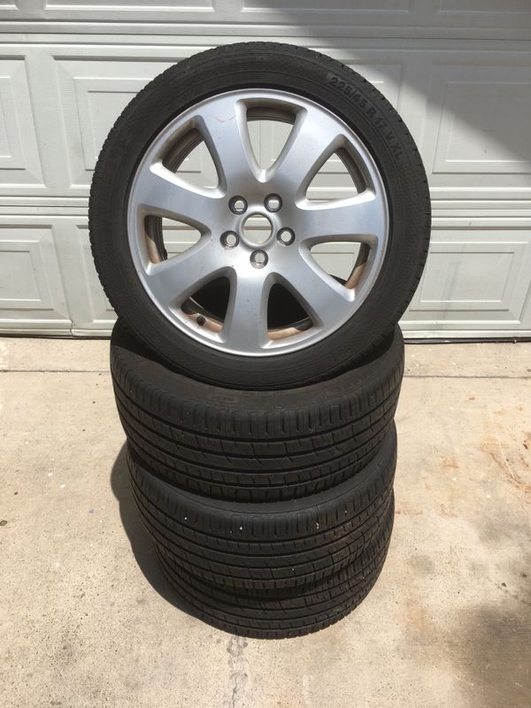 225/45 R17 Tires with or without Jaguar Rim for Sale in McAllen, TX