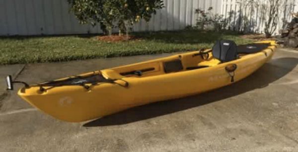 Mad river synergy 12 ft kayak for Sale in Saint AUG BEACH, FL - OfferUp