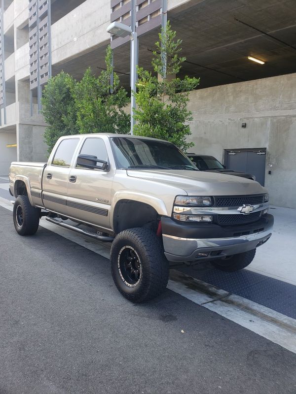 2002 chevy silverado lifted great truck miles 156000 but motor was