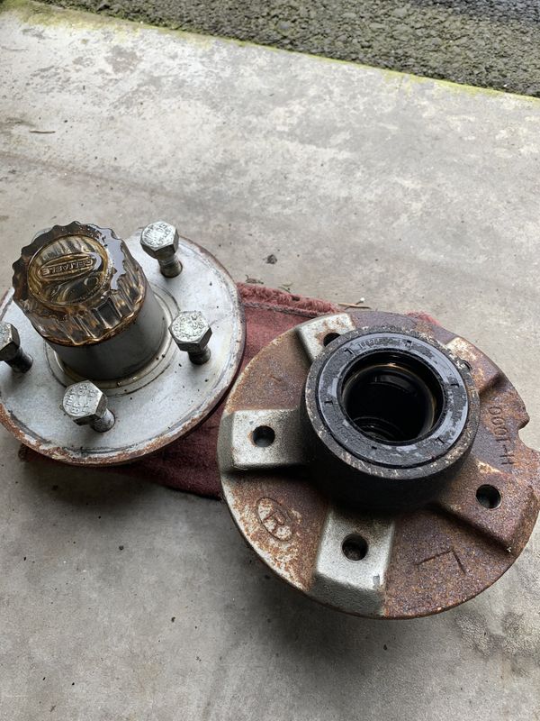 Trailer ,oil bath hubs, ez loader, boat trailer. for Sale in Auburn, WA