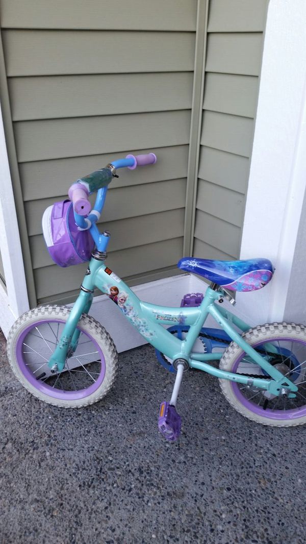 frozen 12 inch bike with training wheels