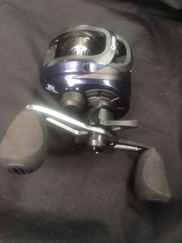 BRAND NEW Quantum Escalade Baitcaster Reel for Sale in Fountain Valley