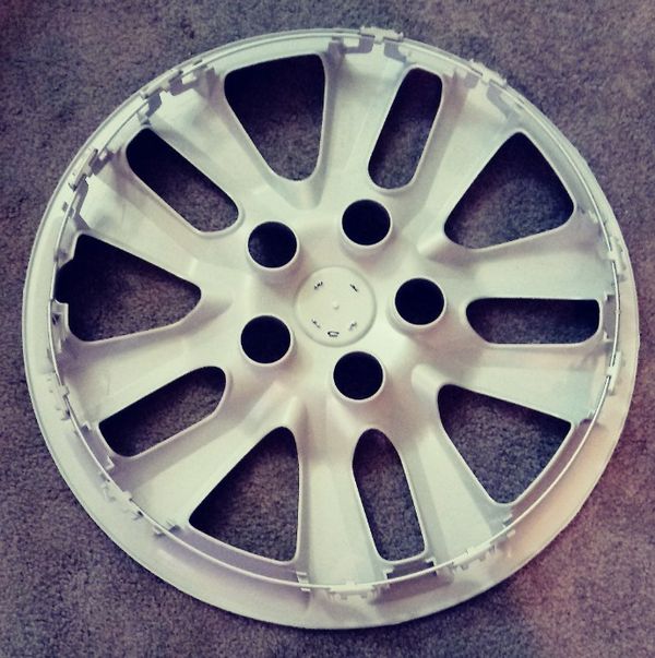 (2) Nissan Altima 20132015 OEM Hubcap/Wheelcover 16 Inch 403153TM0B