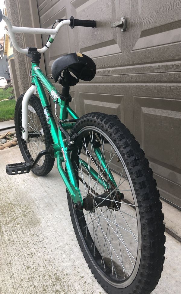Green Viper diamondback 20â for Sale in Modesto, CA - OfferUp