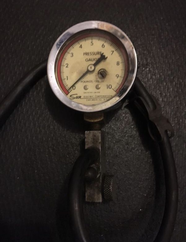 Two Vintage Sun Pressure Gauges for Sale in Halifax, MA OfferUp